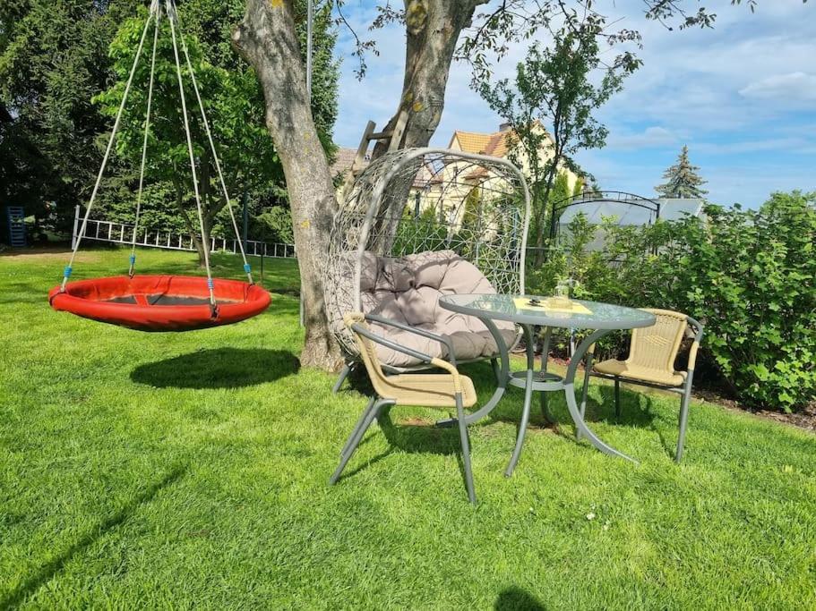 Ferienwohnung *Zur Weinbergstrasse* Lauta エクステリア 写真